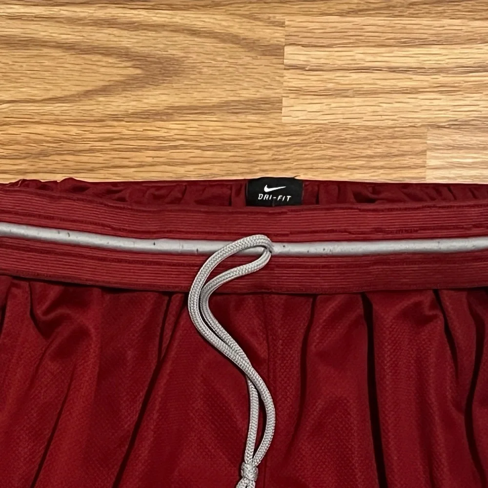 Nike Dri-FIT Elite Stanford Cardinal Basketball Shorts Red Men’s Medium